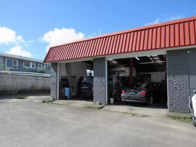 AUTOMATIVE REPAIR WORKSHOP – First National Real Estate