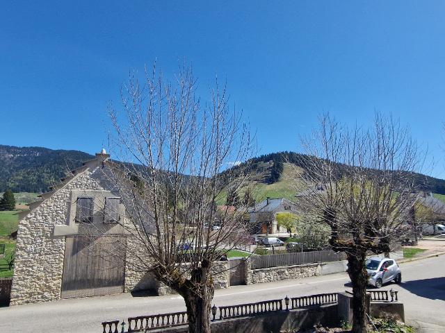 Autrans Méaudre en Vercors Hôtel / Bar Fort potentiel de réabilitation!