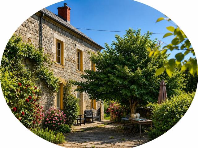 Auv 1216: Grande et petite maison, grange, superbe jardin. 230m² Charensat