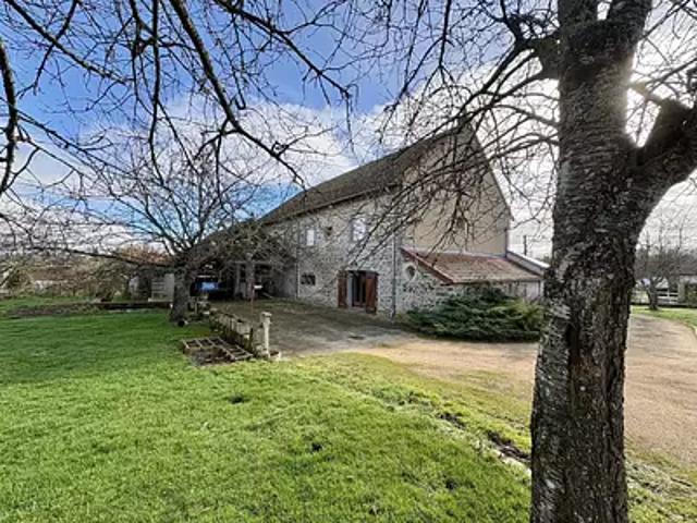 Auxy 71400 Achat / Vente maison 5 pièces t5