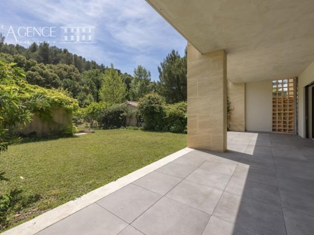 Aux Aix en Provence Est Appartement T3 avec jardin et terrasse