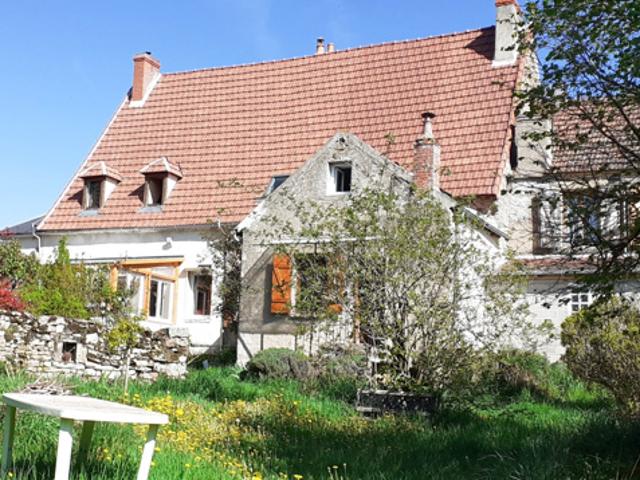 AUX PORTES DU MORVAN CHARMANTE MAISON