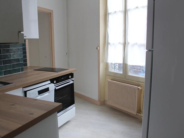 auxerre, proche quai, appartement f3 meublé