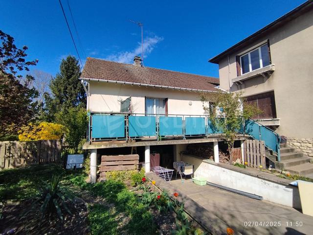 Auxerre 3 Bis Rue Du Moulin Du President Pavillon De 110. 110m² Auxerre