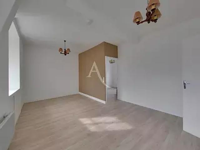 Auxerre 89000 Achat / Vente appartement 2 pièces t2 au dernier étage