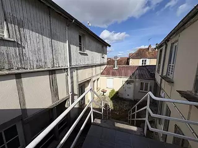 Auxerre 89000 Achat / Vente immeuble au dernier étage