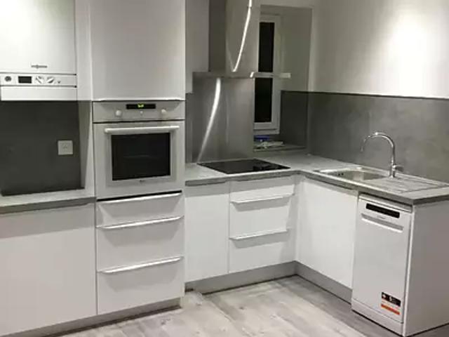 Auxerre 89000 Location appartement 3 pièces t3 au dernier étage