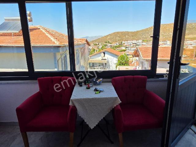 Avşa Adasıdeniz Mah Ptt Mevkii İskanlı Krediye Uygun 2+1 Bahçeli Eşyalı Daire