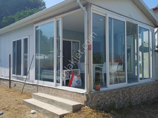 Avşa Adası Çiftlik Mevkii 2+1 Prefabrik Denize 50metre 140m2 Arsasıyla