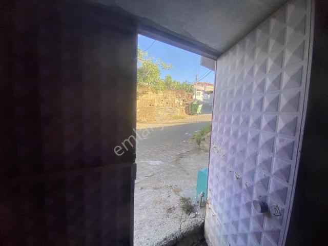 Avşar'da Çok Uygun 3 Katlı Bina !