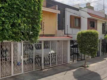 Av Isla Deseada 2022, Jardines de San José, 44950 Guadalajara, Jal. N321