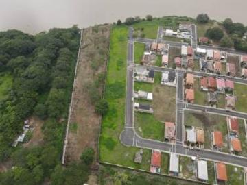 Av. Leon Febres Cordero la Aurora, terreno Comercial 12919,86 m2.