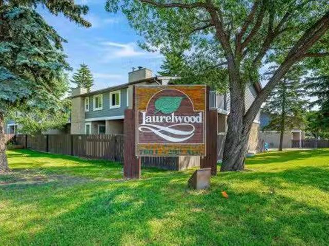 # Av Nw, Edmonton, AB, T6K 3Z2 townhouse for sale Listing I.