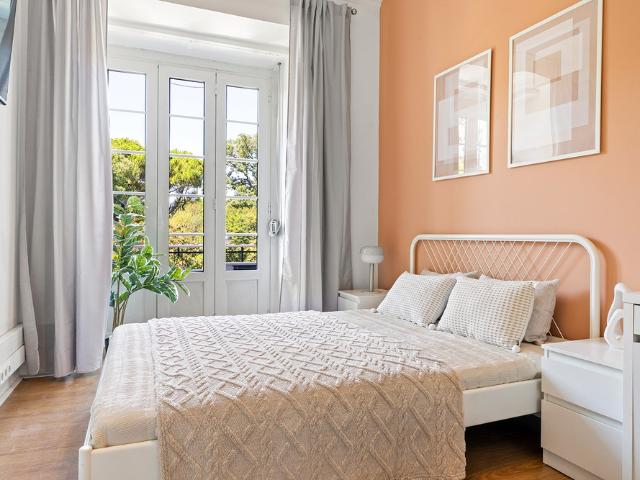 Av. Sidônio Pais 24 1E Room 4 37 4