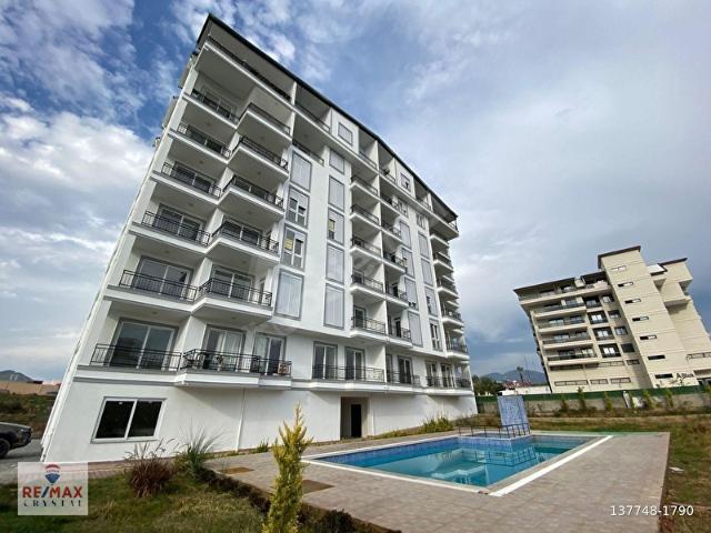 AVM YANINDA AKTİVİTELİ SİTEDE 1+1 DAİRE