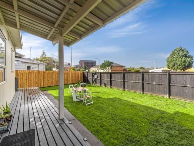 avondale, 2 bedrooms