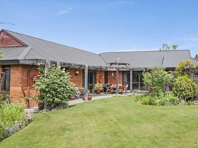 avonhead, 4 bedrooms