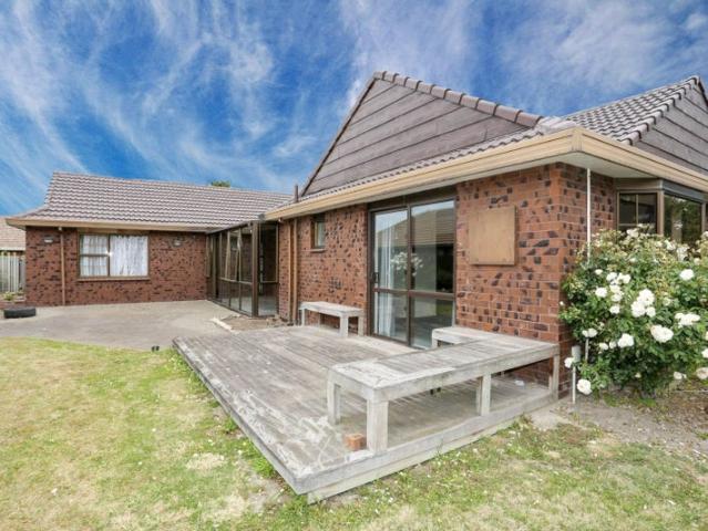 avonhead, 5 bedrooms