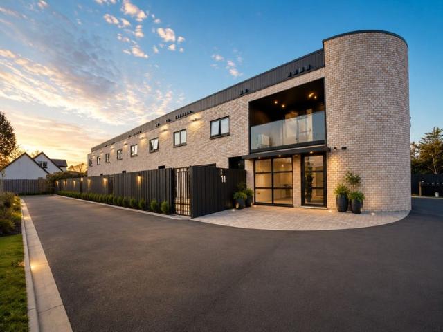 avonhead, 6+ bedrooms