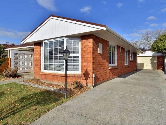 avonhead, 2 bedrooms