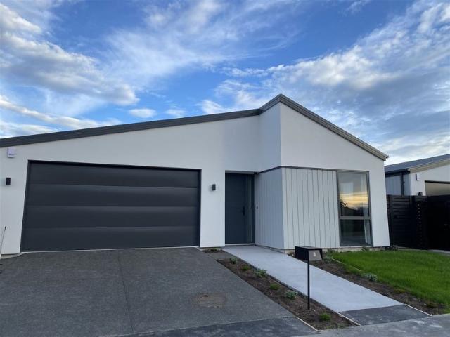 avonhead, 3 bedrooms