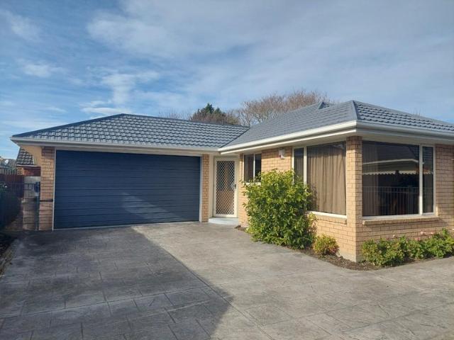 avonhead, 3 bedrooms