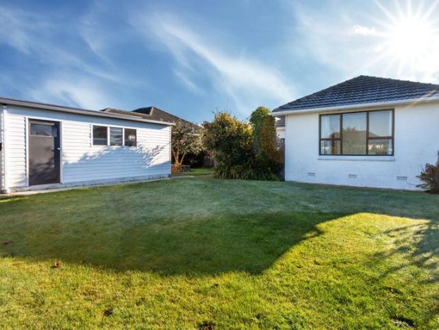avonhead, 3 bedrooms