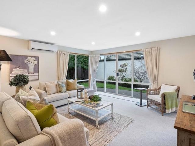 avonhead, 3 bedrooms