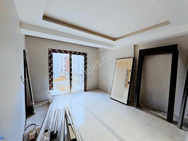 Avax*mezitli/akdeniz Mahallesi Yaşar Doğu Cd 3+1 Geniş Daire