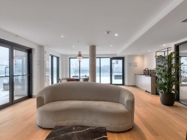 AVA Condos Locatifs 1 Bedroom Apartment for Rent at 4982 Place De La Savane, Montréal, QC H4P 0C7 Snowdon