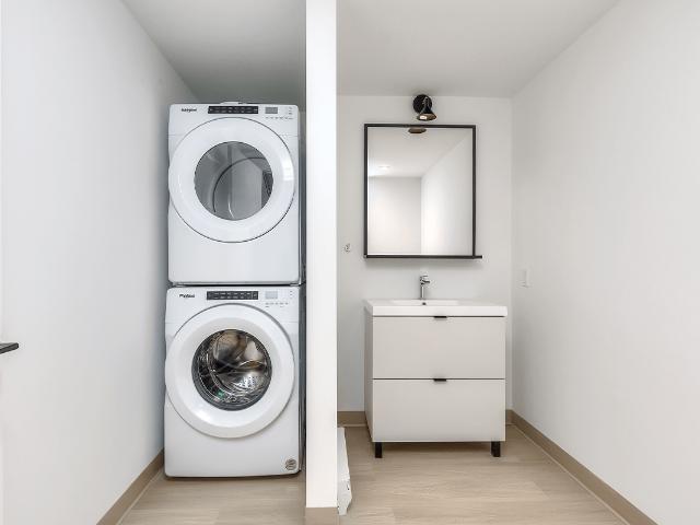 AVA Montréal Studio Apartment for Rent at 4982 Place De La Savane, Montréal, QC H4P 0C7 Snowdon