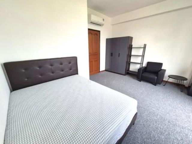 Ava Tower Room 3 Balcony