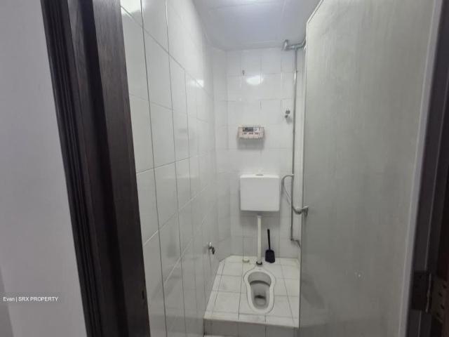 Ava Towers D12, Apartment