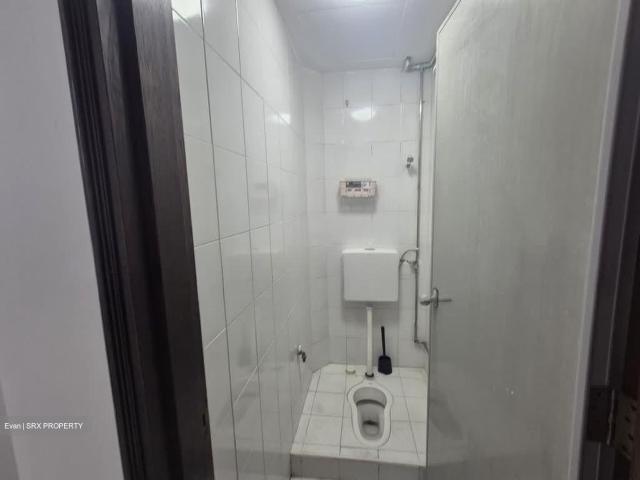 Ava Towers D12, Apartment