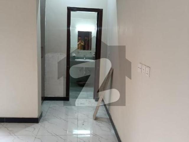 Avail Yourself A Great Prime Location 5 Marla House In DHA Defence
