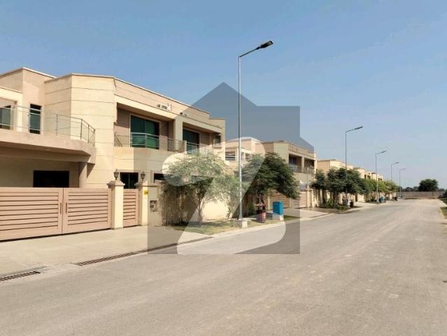 Avail Yourself A Great 10 Marla House In Askari 3