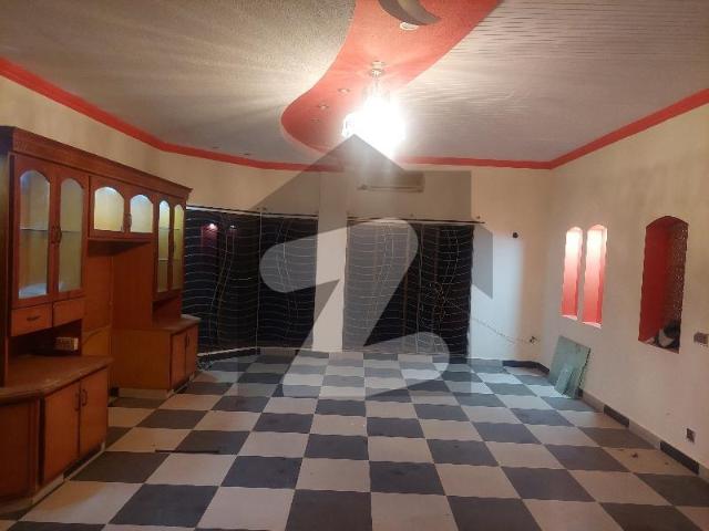 Avail Yourself A Great 1 Kanal House In Model Town Link Road Lahore Model Town