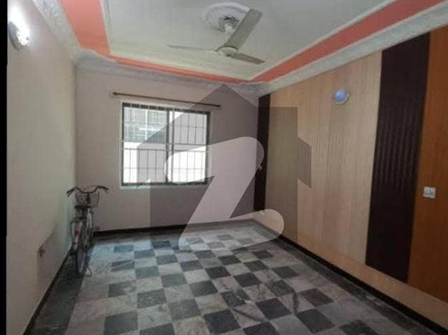Avail Yourself A Great 20 Marla Upper Portion In Hayatabad Phase 6 F1