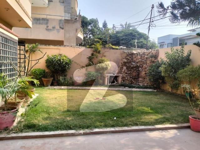 Avail Yourself A Great 500 Square Yards House In DHA Phase 5