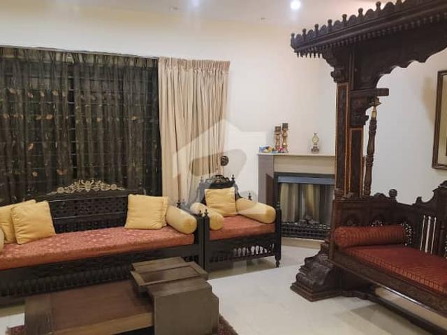 Available 2 Kanal Houses Model Town Lahore