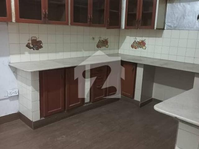 Available for rent 240 ghz portion gulshan e iqbal block 2 Ground floor 3 bed dd 2 washroom Rent 100,000 demand *Code 16895