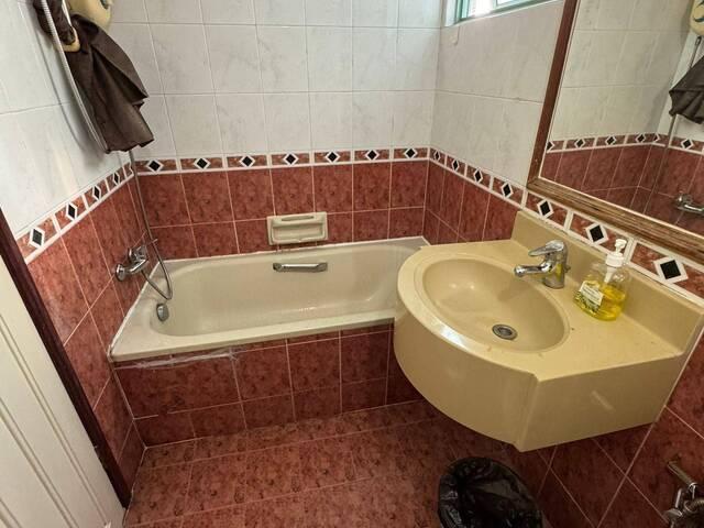 Available﻿ Immediately Master Room/Include Utilities/Wifi/Aircon/No Agent Fee/Light Cooking Allowe