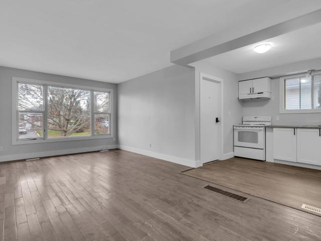 Available May 1st, 2026 – Spacious 3 Bedroom Main Floor Unit in Meadowbrook, West End Kingston