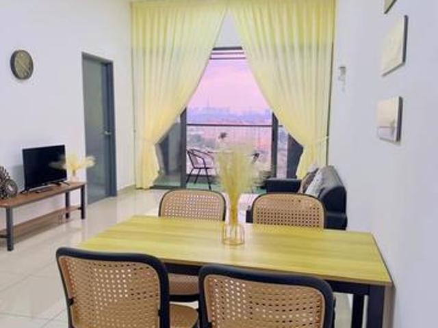 AVAILABLE NOW FULLY FURNISHED 2 Bedroom 1 Bathroom Aera Residence PJ