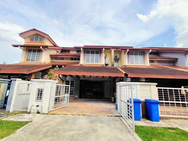 AVAILABLE NOW Walking Distance to Sekolah Kebangsaan Denai Alam