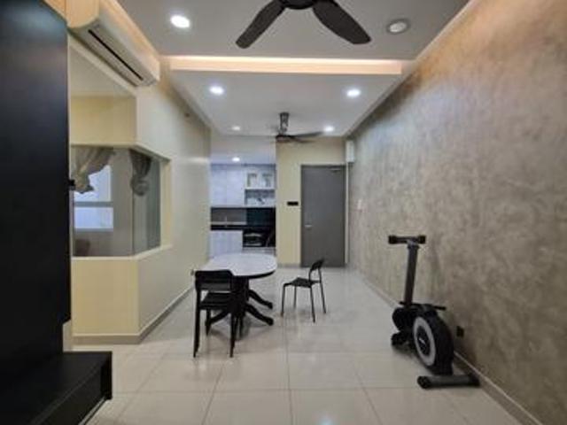 Available Now 3r2b Renovated Clean Nice Corner Unit MMU UoC