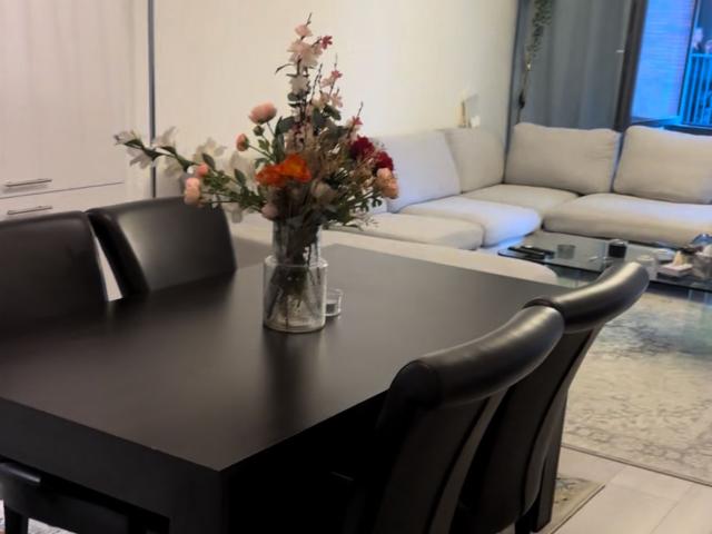 Available Sep 01 – Looking for a Female Flatmate
