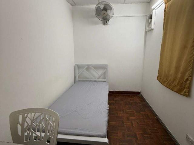 AVAILABLE Room in Bandar Utama