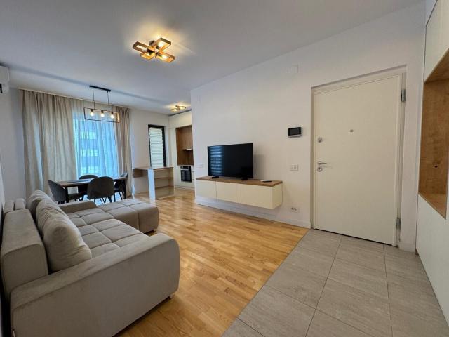 avalon 2 camere 54 mp parcare 3/4