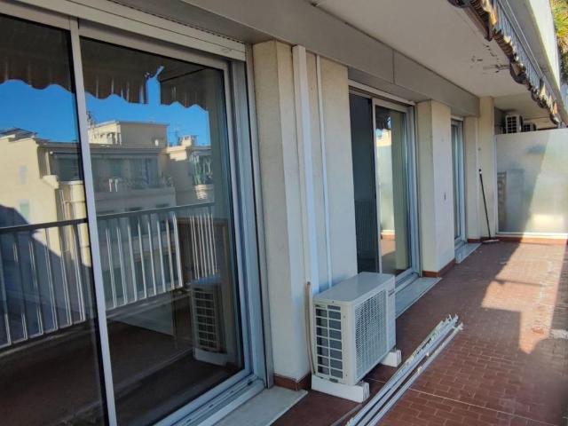 AVANT DERNIER ETAGE RUE DE FRANCE 3P 80M2 TERRASSE GARAGE